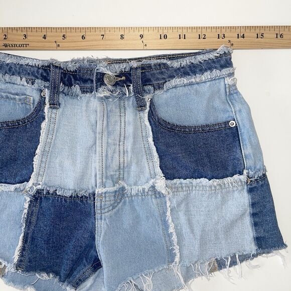 Wild Fable Patchwork Jean Shorts Womens Size 0 Cowgirl CountryLight Medium Wash - Picture 4 of 8
